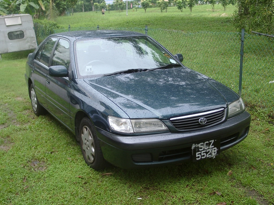 1999 Toyota Corona Premio Pictures