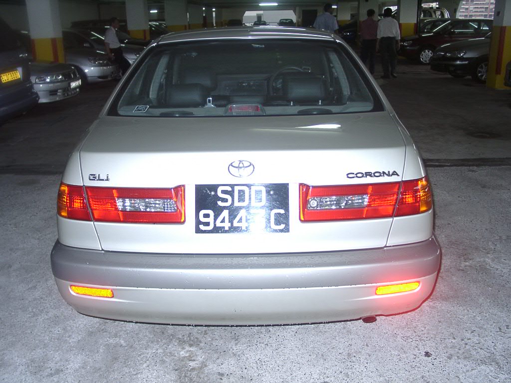 2000 Toyota Corona Premio Images