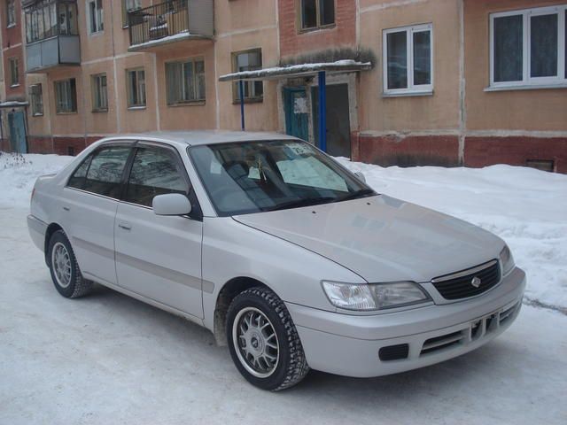 Toyota corona premio 2001