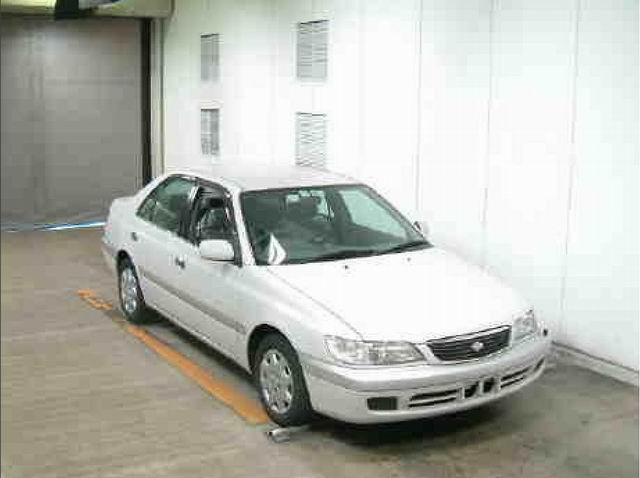 2001 Toyota Corona Premio Pictures