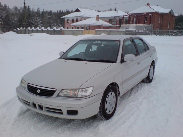 Toyota premio 2001
