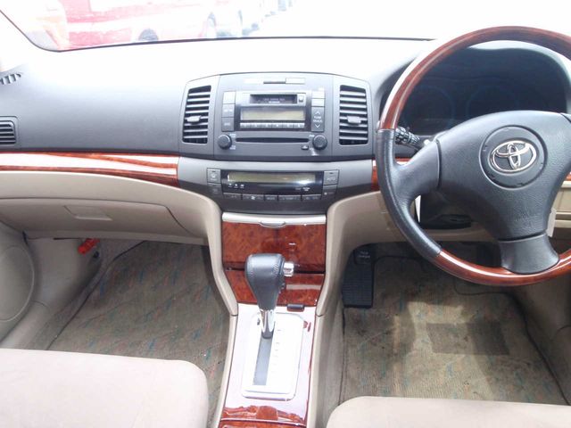 2004 Toyota Corona Premio