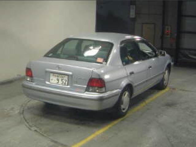 1999 Toyota Corsa Pics