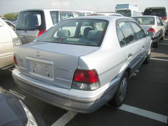 1999 Toyota Corsa Pictures