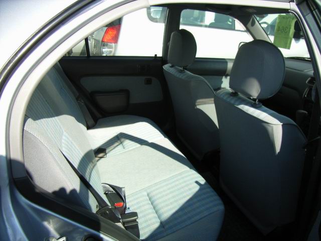 1999 Toyota Corsa Pics