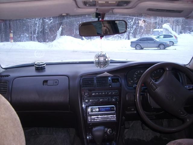 1996 Toyota Cresta
