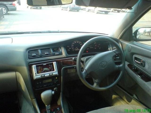1996 Toyota Cresta