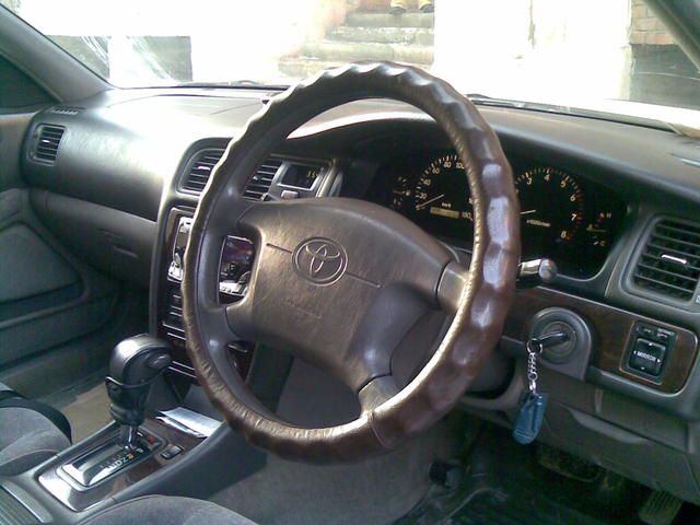 1997 Toyota Cresta