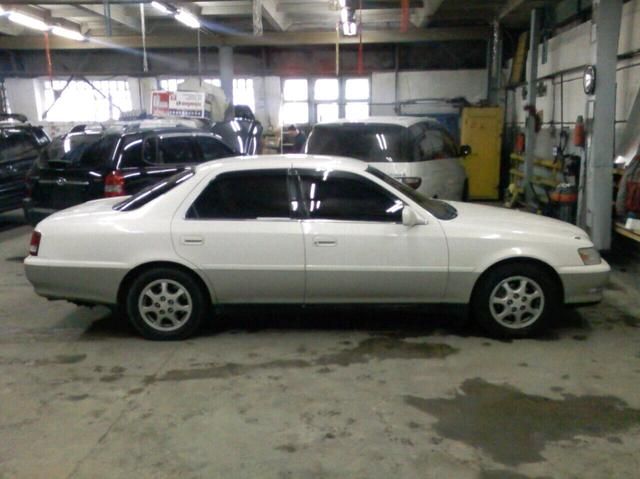 1997 Toyota Cresta