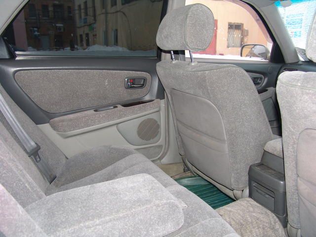1997 Toyota Cresta