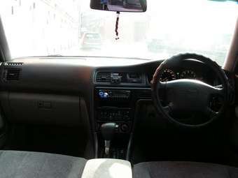 1997 Toyota Cresta Images