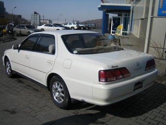 1998 Cresta