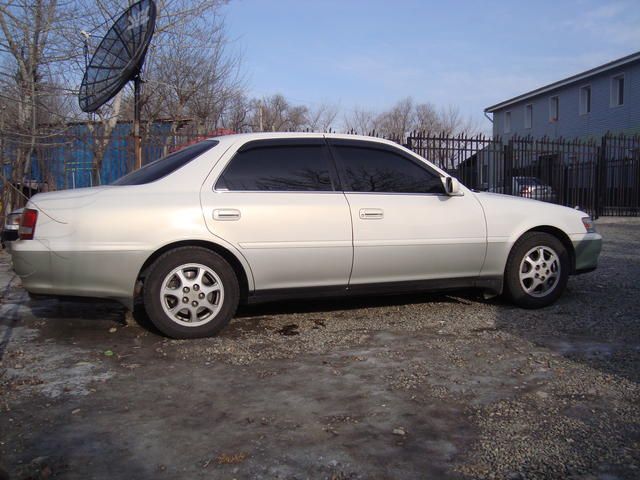 1998 Toyota Cresta