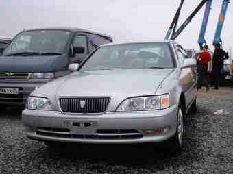 1998 Toyota Cresta Pictures