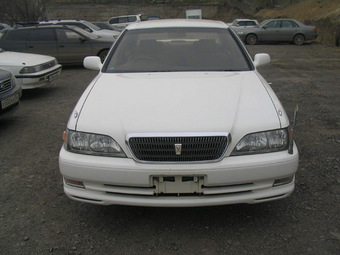 1998 Toyota Cresta Pictures