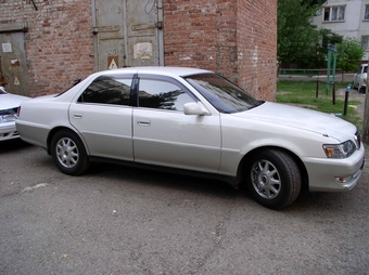 1999 Toyota Cresta