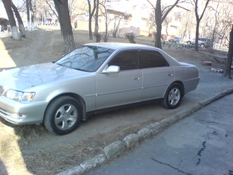 1999 Toyota Cresta