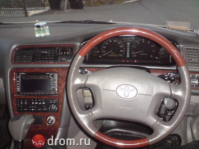 1999 Toyota Cresta