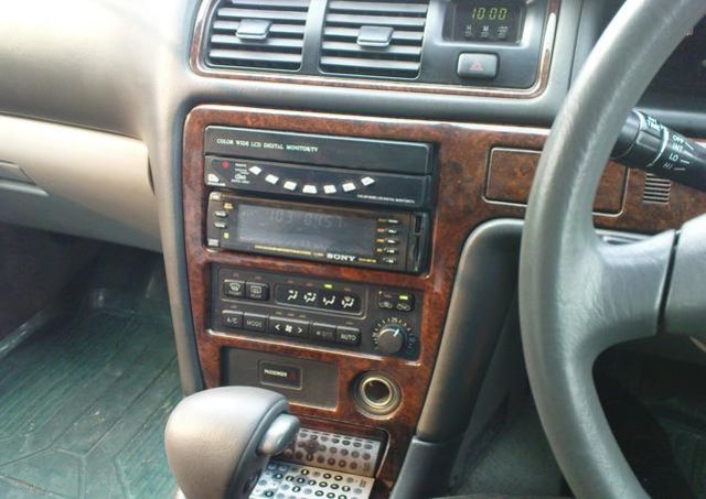1999 Toyota Cresta