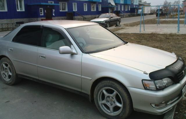 1999 Toyota Cresta