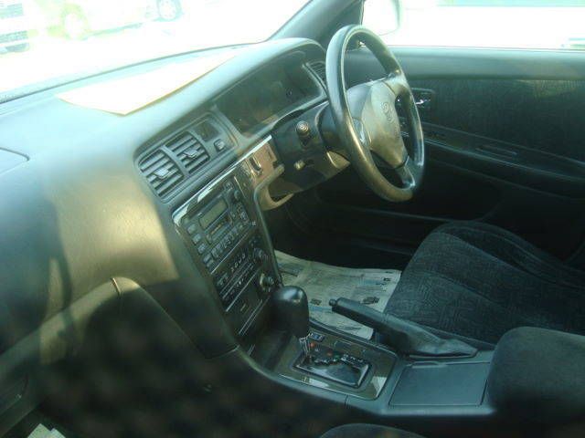 1999 Toyota Cresta