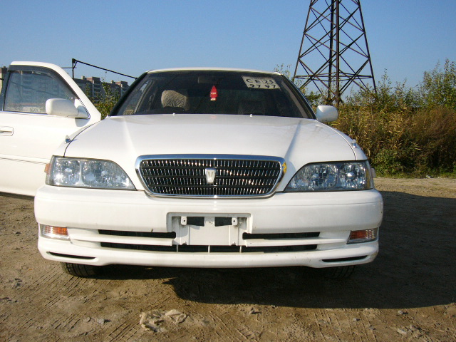 1999 Toyota Cresta Pictures