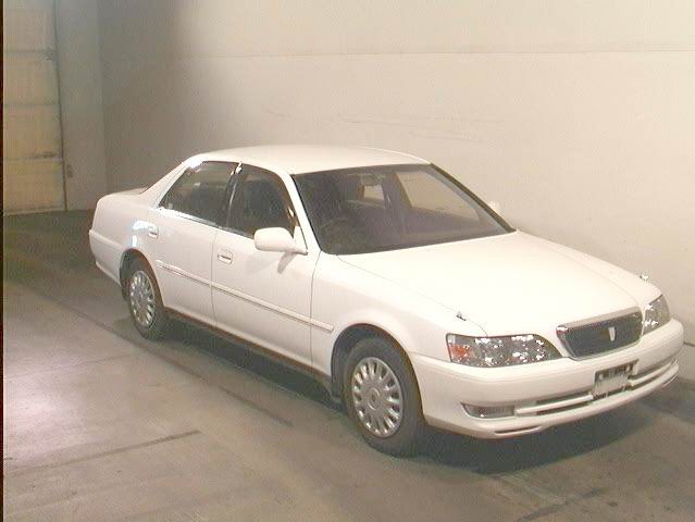 1999 Toyota Cresta Pictures