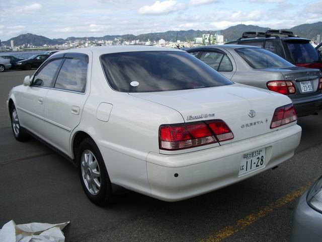 1999 Toyota Cresta Photos