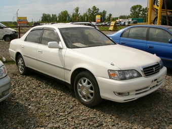 2000 Toyota Cresta