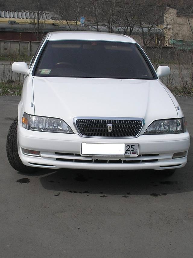 2000 Toyota Cresta
