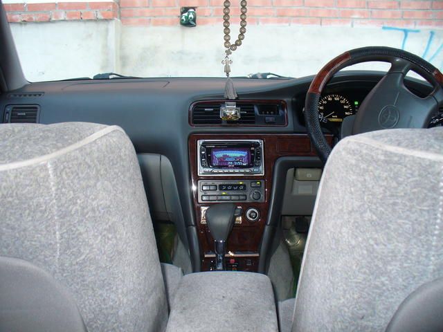 2000 Toyota Cresta