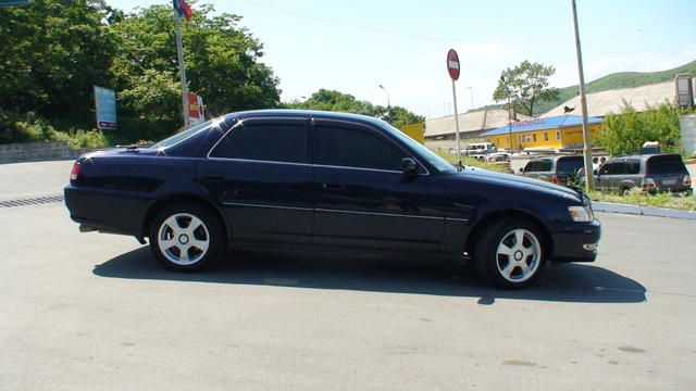 2000 Toyota Cresta