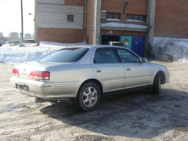 2000 Toyota Cresta