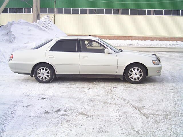 2000 Toyota Cresta