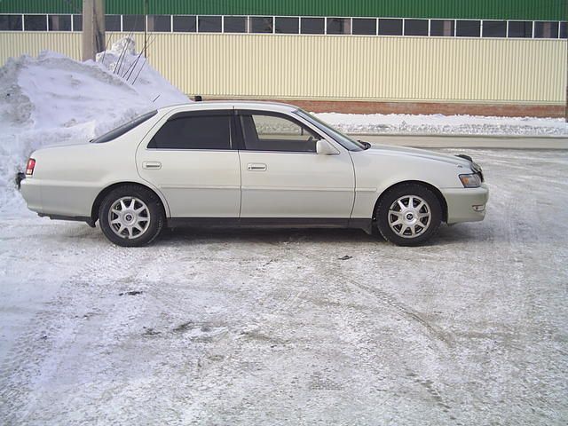 2000 Toyota Cresta