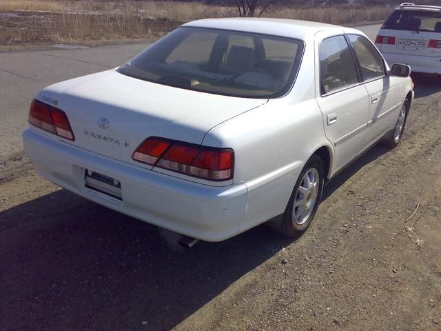 2000 Toyota Cresta