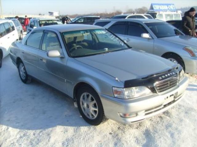 2000 Toyota Cresta