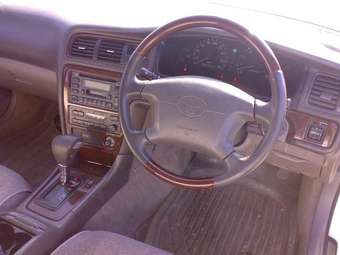 2000 Toyota Cresta Pics