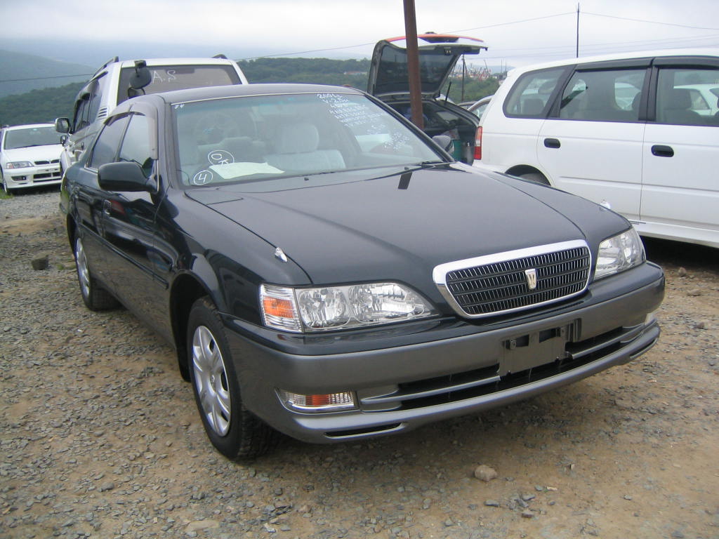 2001 Toyota Cresta