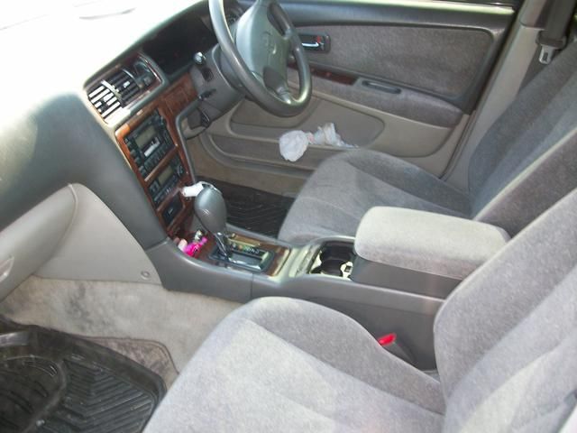 2001 Toyota Cresta