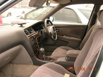 2001 Toyota Cresta Pictures