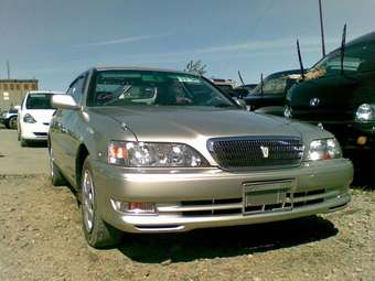 2001 Toyota Cresta Photos