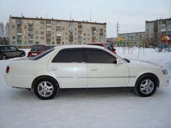 2001 Toyota Cresta Photos