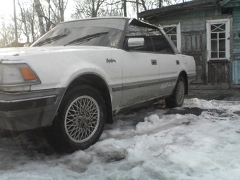 1988 Toyota Crown