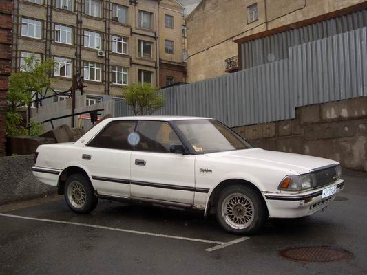 1988 Toyota Crown