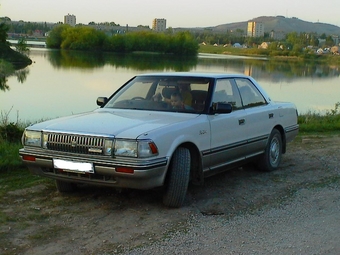 1989 Toyota Crown