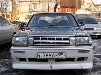 1989 Crown