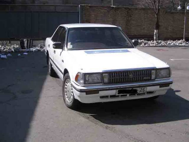 1989 Toyota Crown
