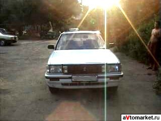 1989 Toyota Crown Photos