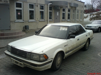 1990 Toyota Crown
